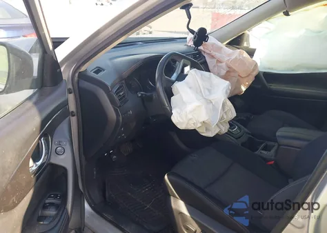 2017 Nissan Rogue Sv z USA, uszkodzony, nr VIN KNMAT2MT8HP538380